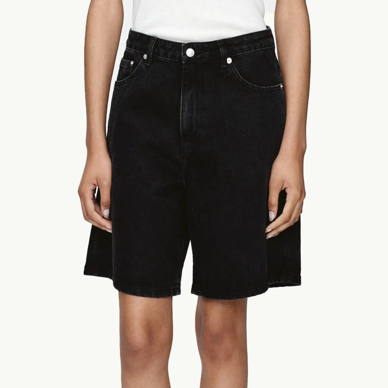 Relaxed Jean Short - Black