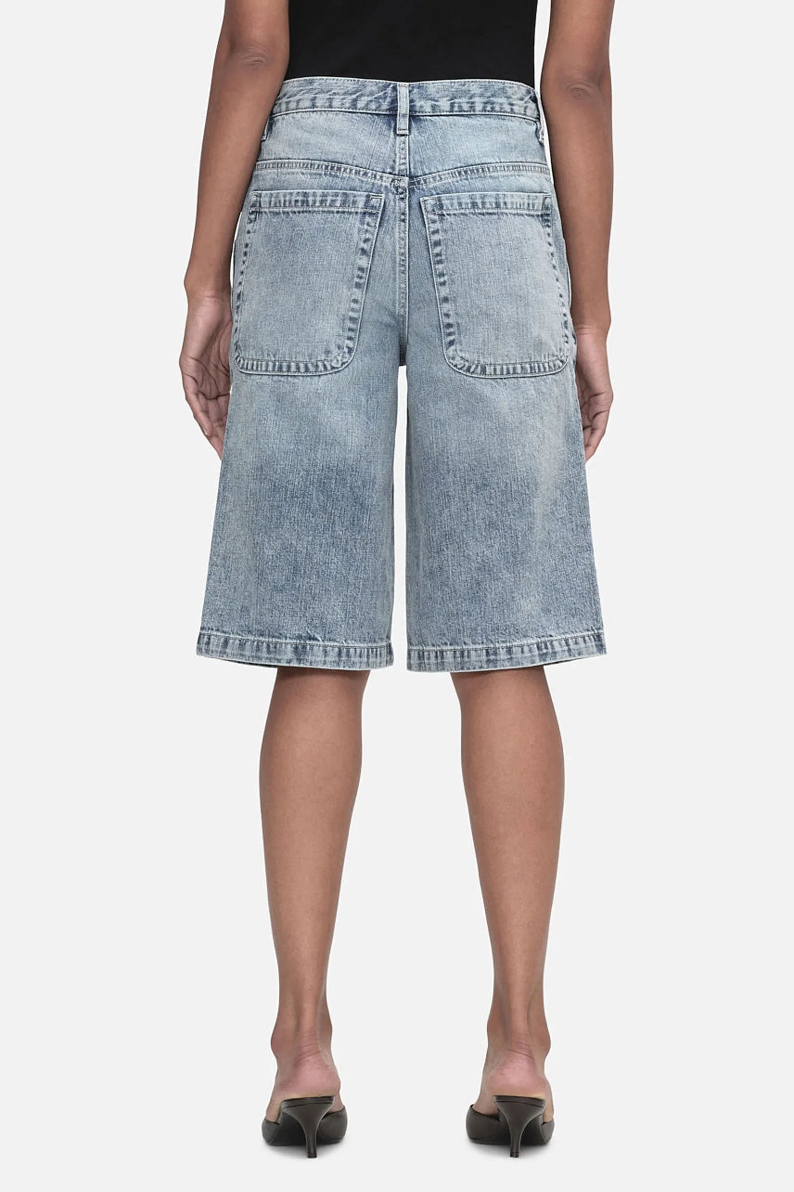 Skater Rigid Denim Short Jeans